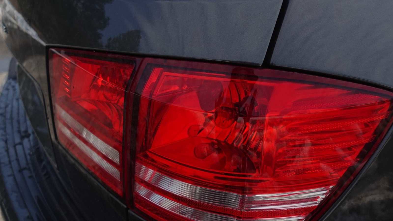 Used 2017 Dodge Journey SE w/ Flexible Seating Group image 14