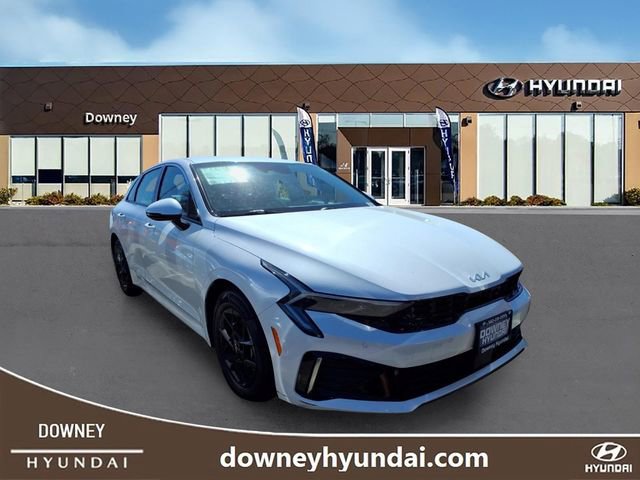 Used 2025 Kia K5 LXS FWD image 2
