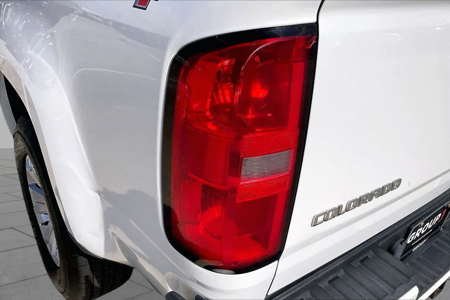 Used 2018 Chevrolet Colorado LT w/ LT Convenience Package AWD/4WD image 25