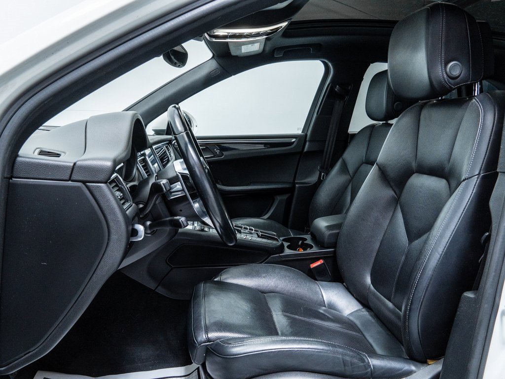 Used 2017 Porsche Macan S image 5