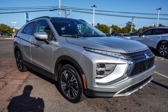 New 2026 Mitsubishi Eclipse Cross SE image 3