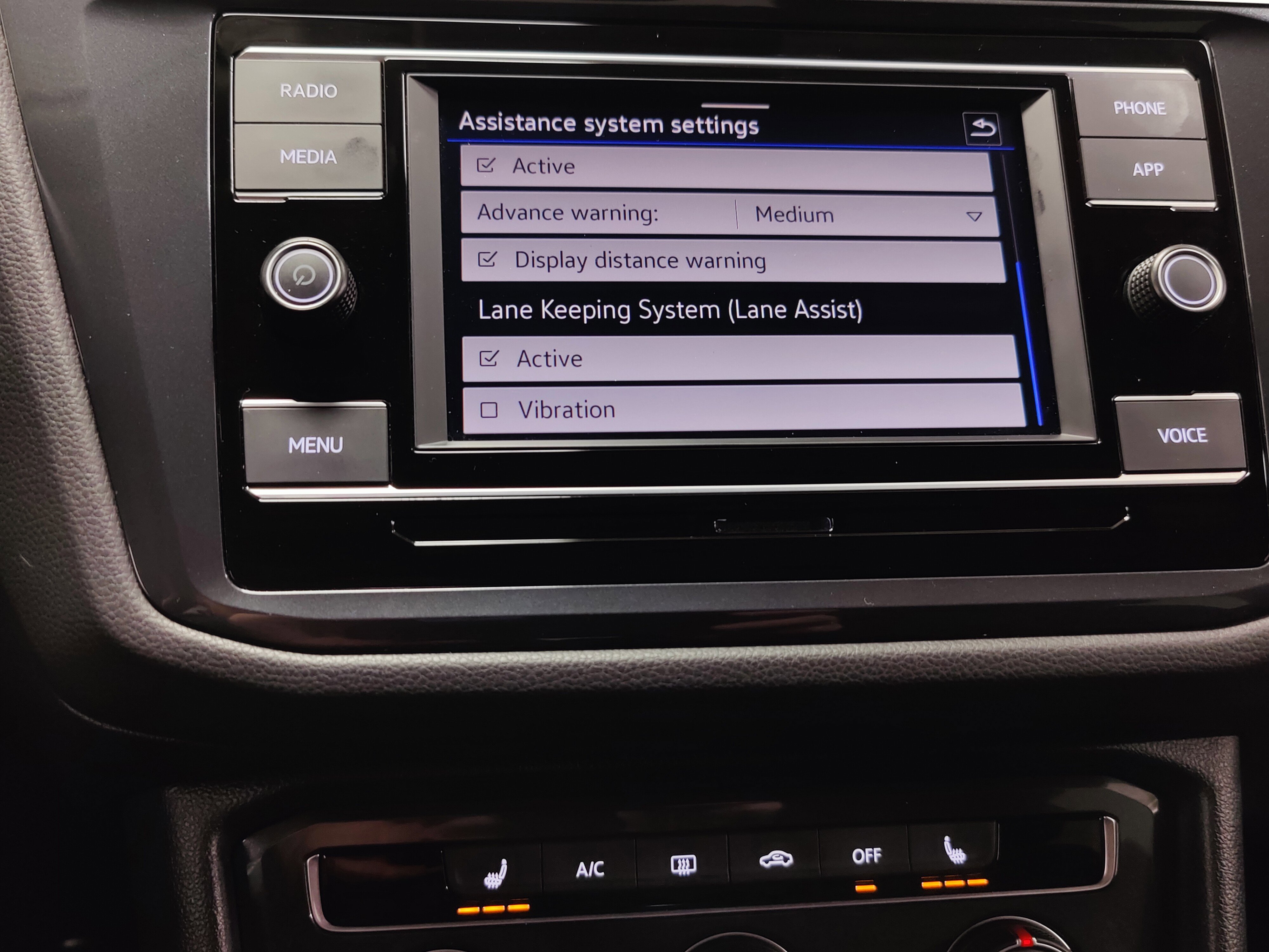 Certified 2023 Volkswagen Tiguan S w/ Driver Assistance Package AWD/4WD image 18