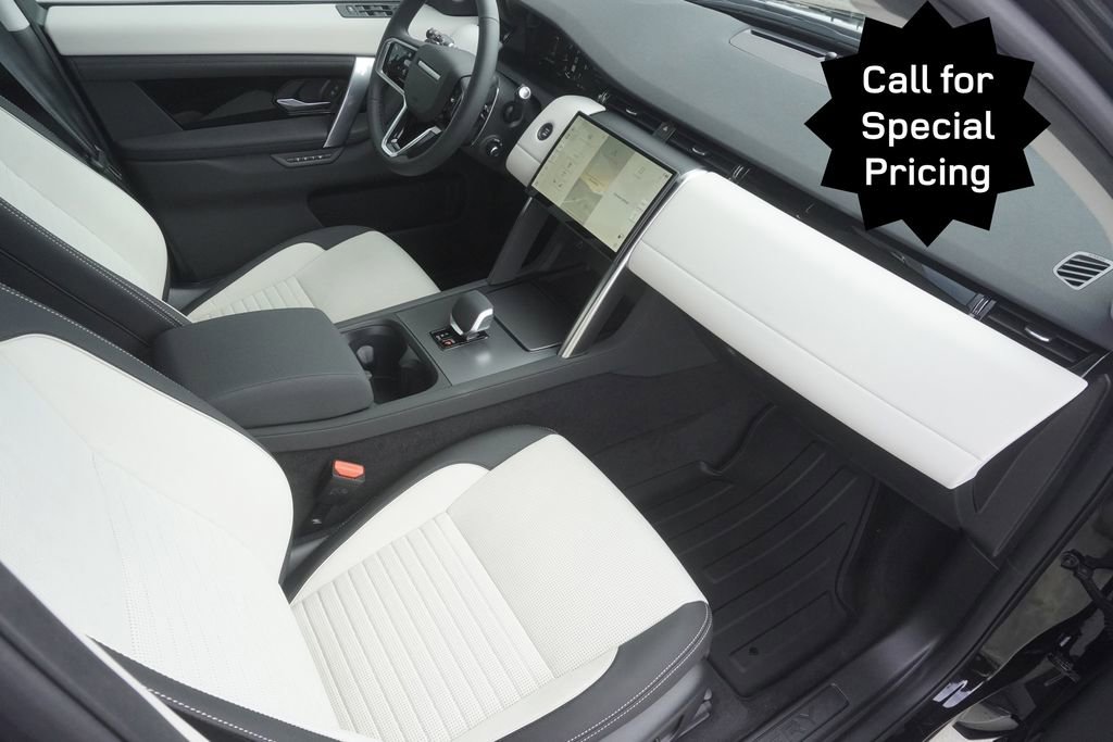 New 2025 Land Rover Discovery Sport S image 22