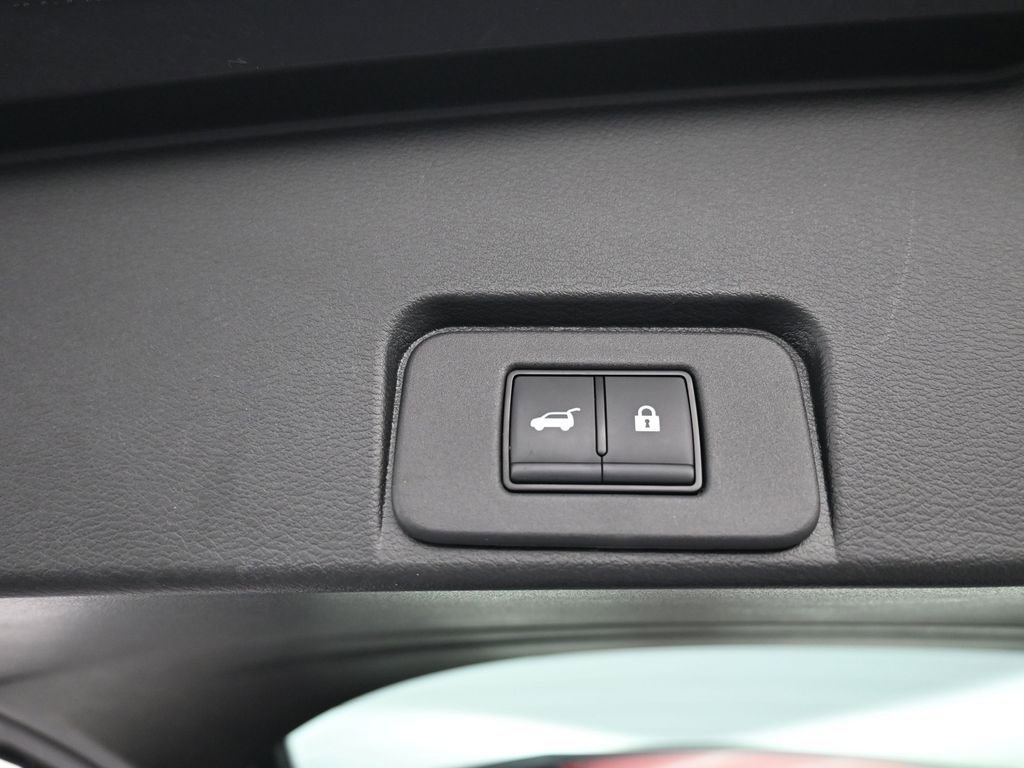 Used 2023 Nissan Rogue SL w/ SL Premium Package image 23