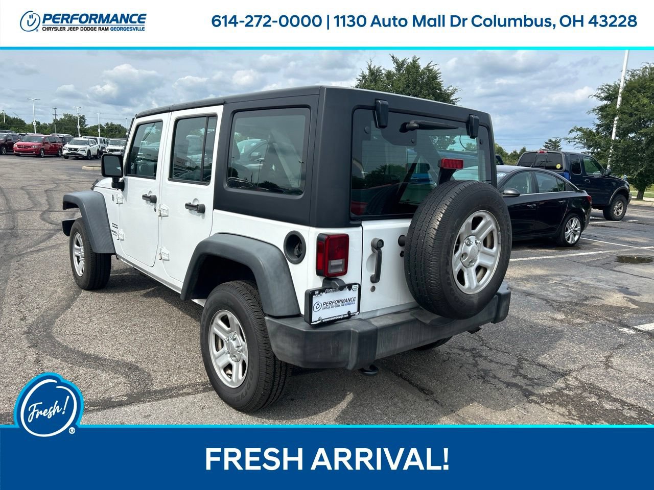 Used 2016 Jeep Wrangler Unlimited Sport w/ Connectivity Group AWD/4WD image 6