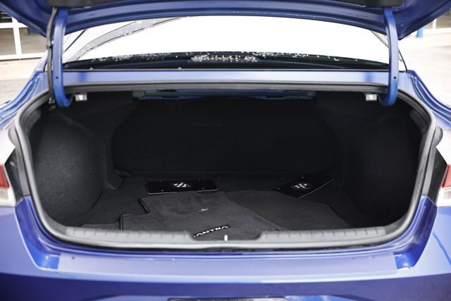 Used 2023 Hyundai Elantra SEL w/ Convenience Package image 27