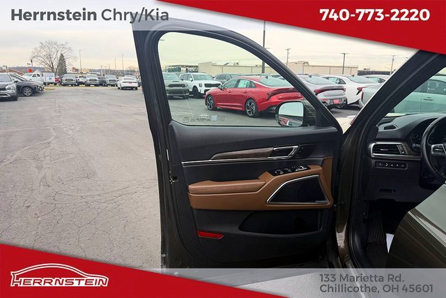 Used 2022 Kia Telluride SX w/ SX Prestige Package image 12