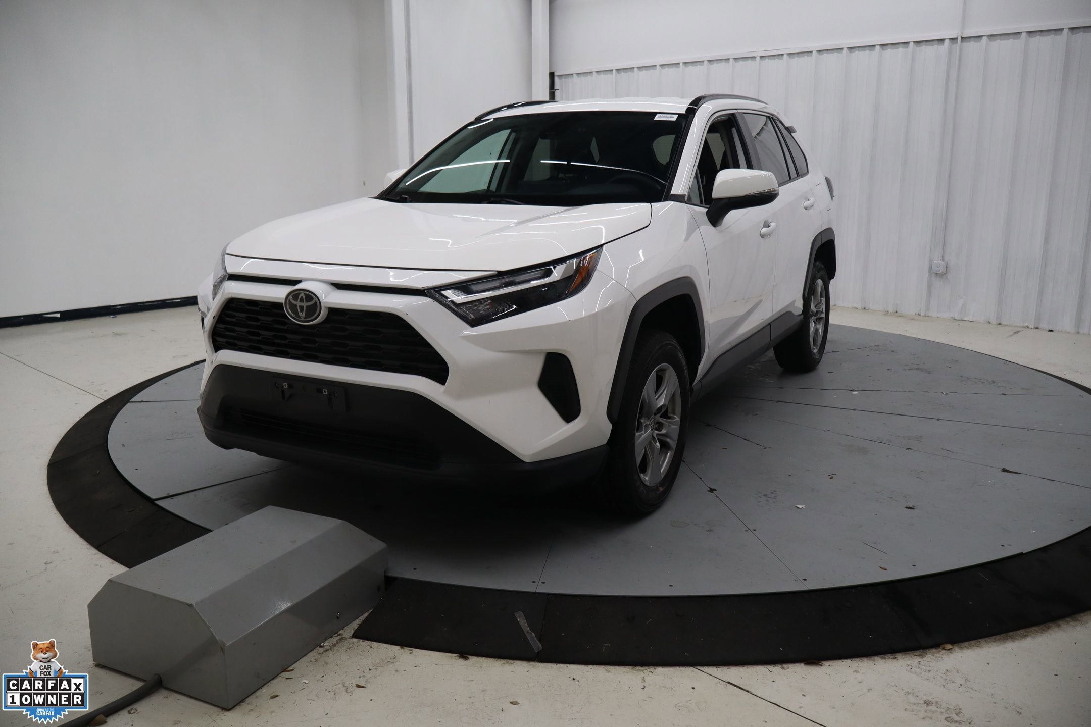 Used 2024 Toyota RAV4 XLE image 10