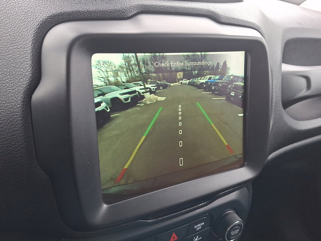 Used 2022 Jeep Renegade Limited image 27