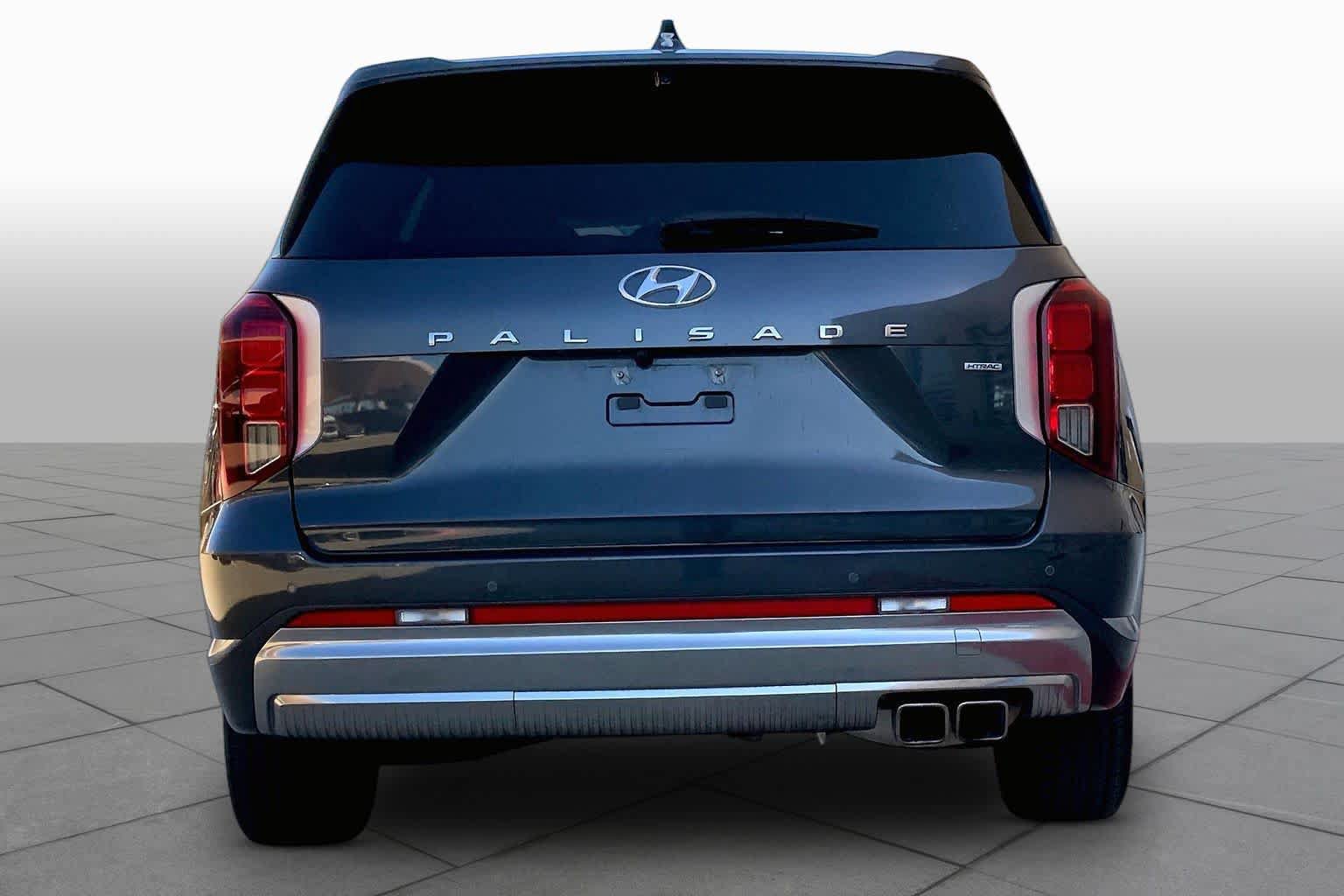 Certified 2024 Hyundai Palisade Calligraphy AWD/4WD image 5