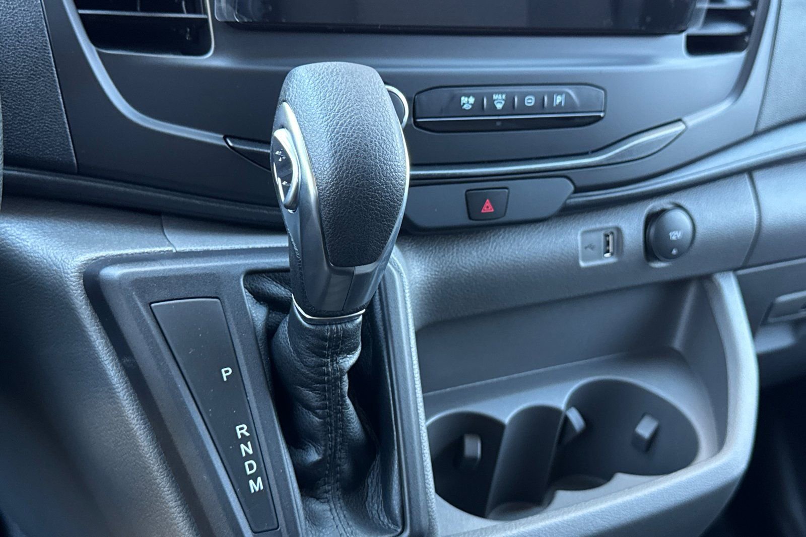 New 2026 Ford Transit 250 148 Medium Roof w/ Load Area Protection Package image 19