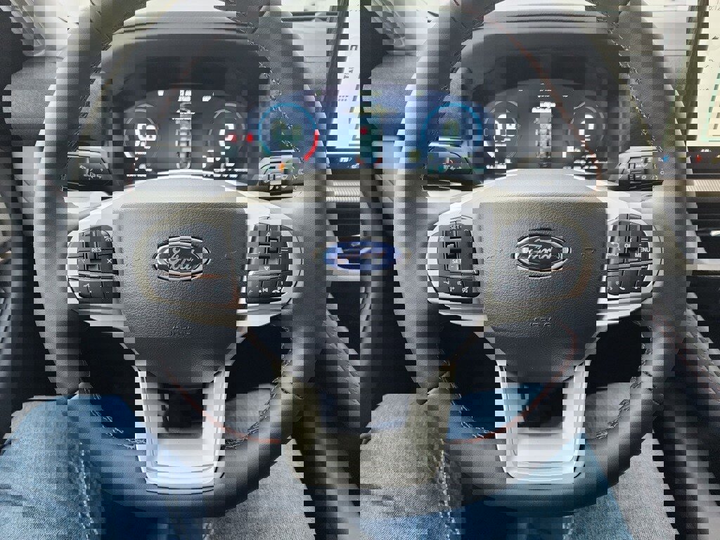 New 2026 Ford Explorer Active image 20