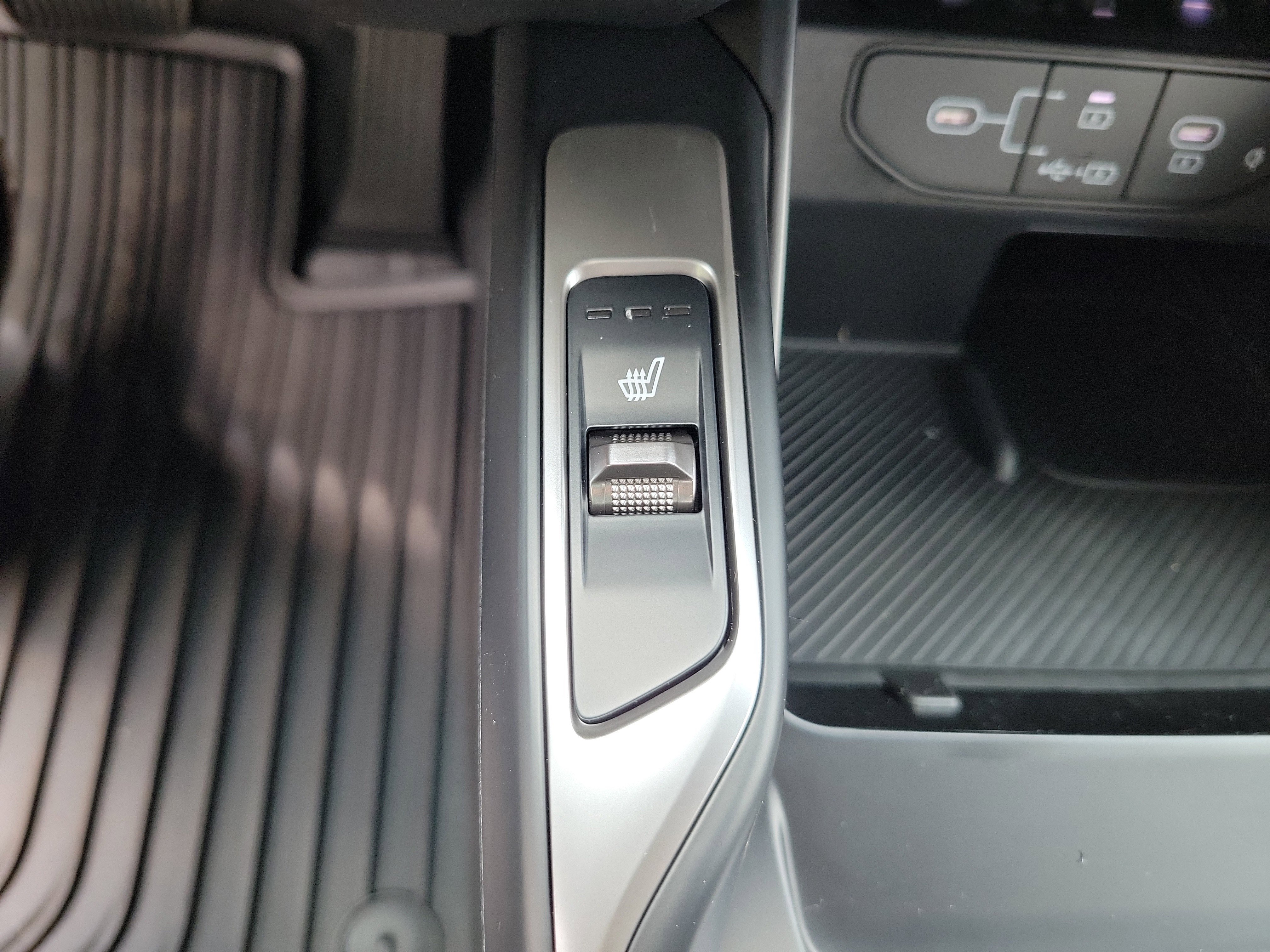 New 2026 Kia Sorento X-Line EX image 12