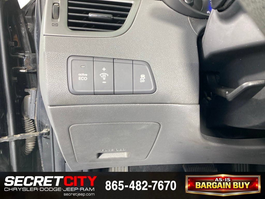 Used 2013 Hyundai Elantra GLS w/ Preferred Pkg FWD image 13