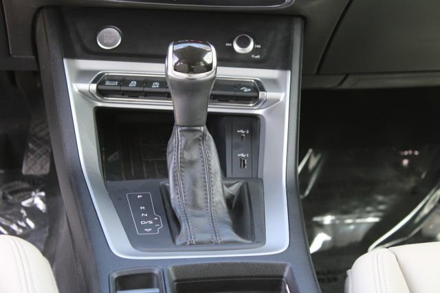 Used 2020 Audi Q3 2.0T Premium Plus image 14