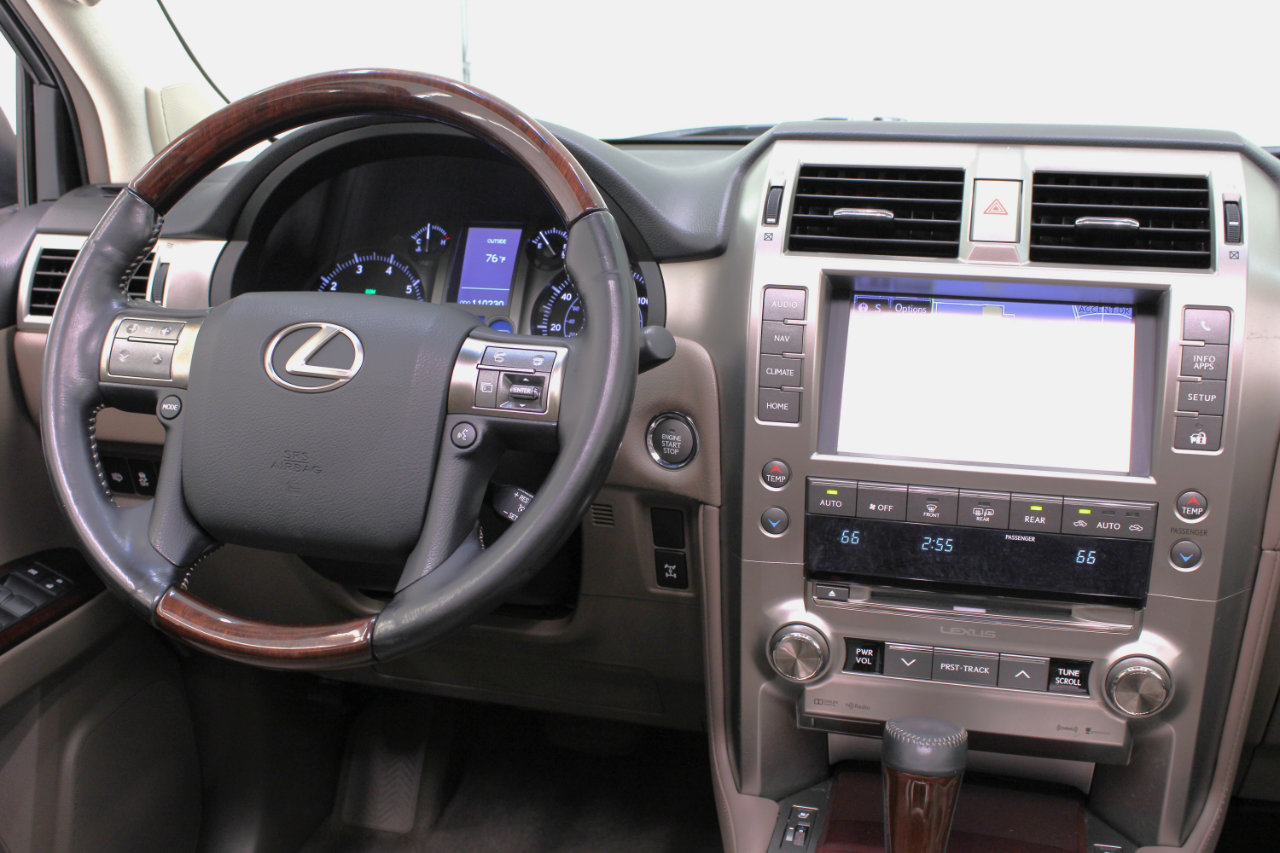 Used 2017 Lexus GX 460 Premium image 51