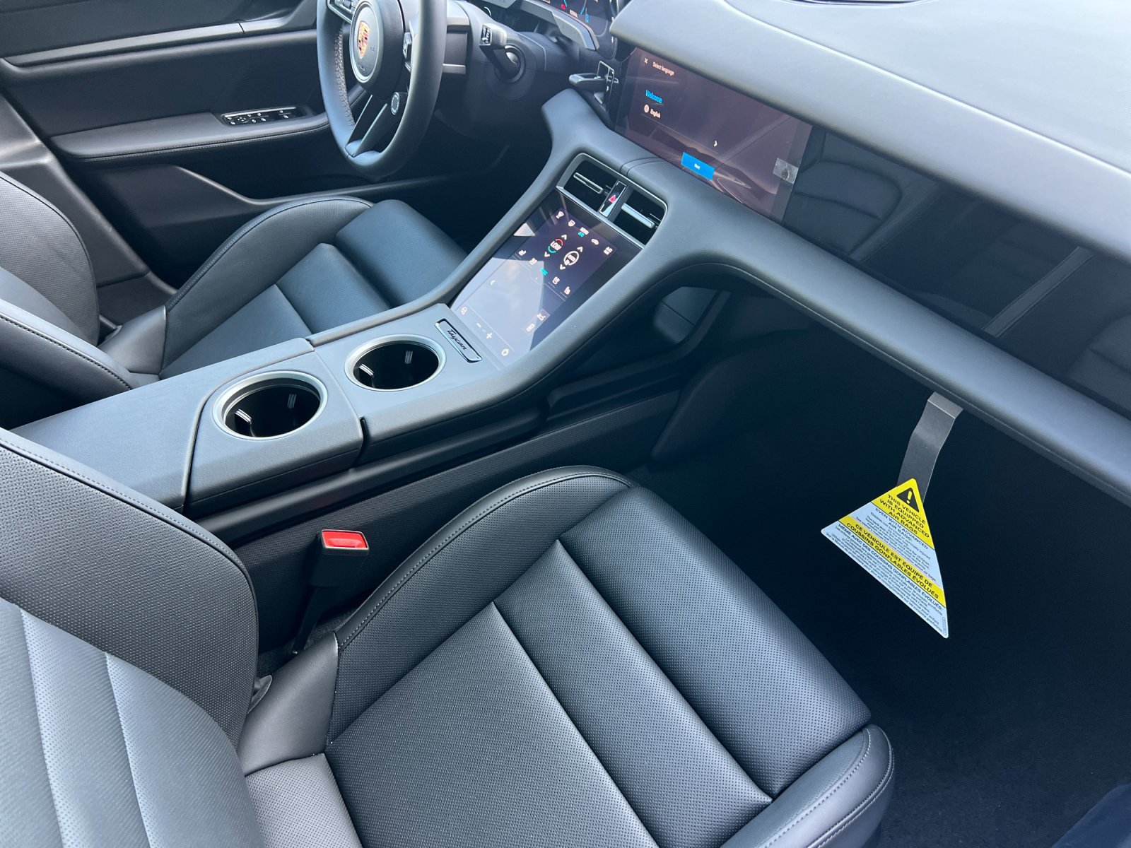 New 2026 Porsche Taycan RWD image 15