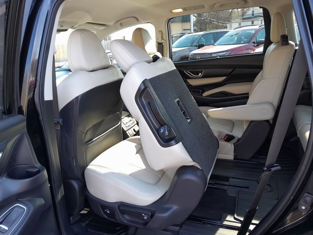 Used 2022 Subaru Ascent Limited image 30