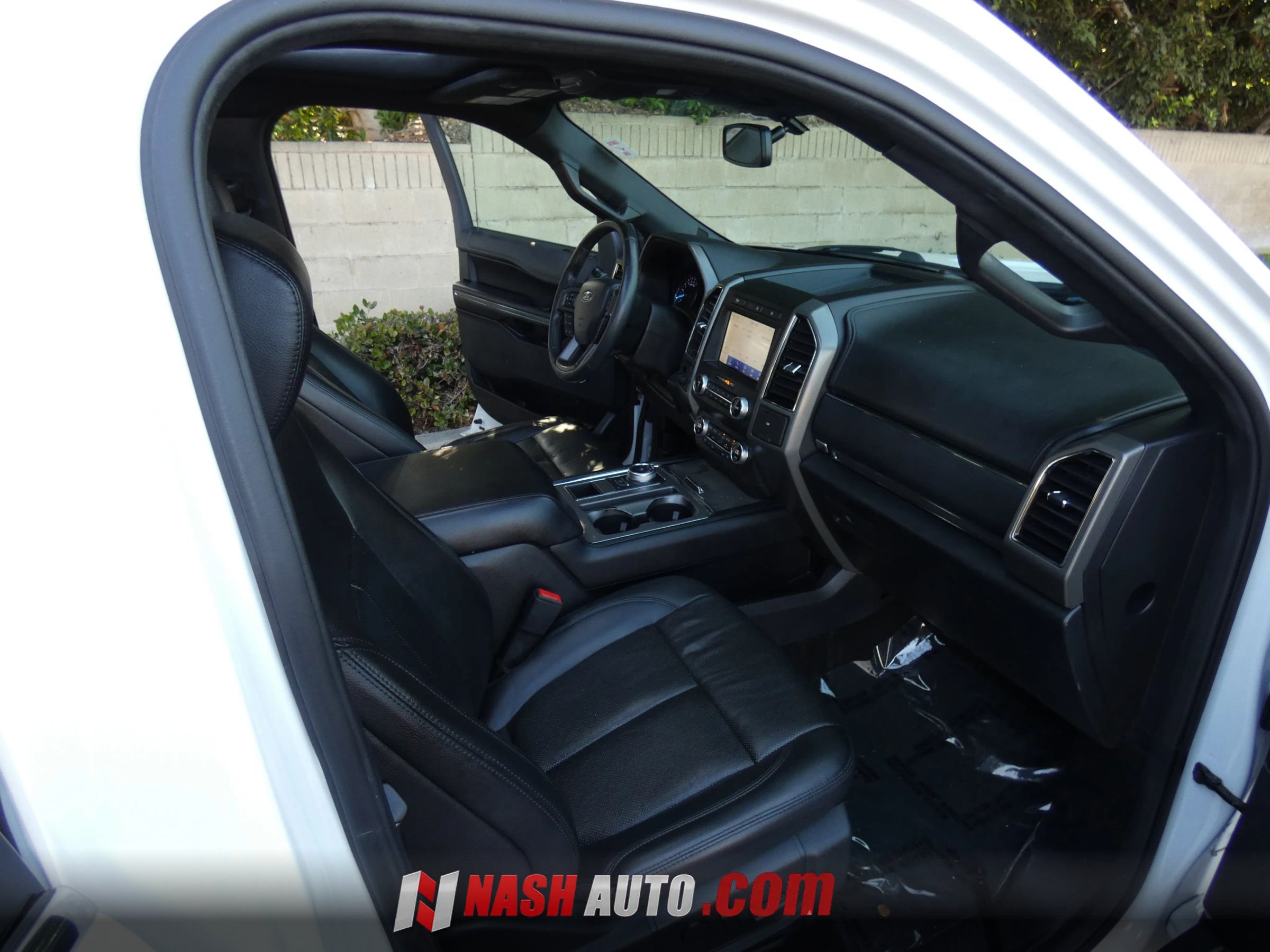 Used 2020 Ford Expedition Max XLT w/ Equipment Group 202A RWD image 41