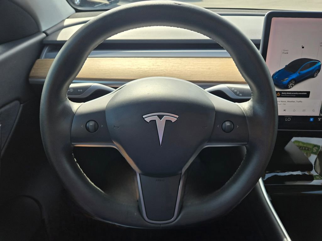 Used 2020 Tesla Model Y Long Range image 28