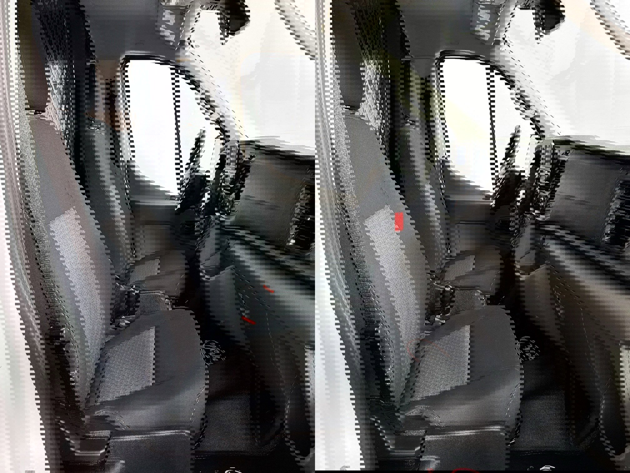 Used 2024 Ford Transit 250 Low Roof w/ Exterior Upgrade Package image 32