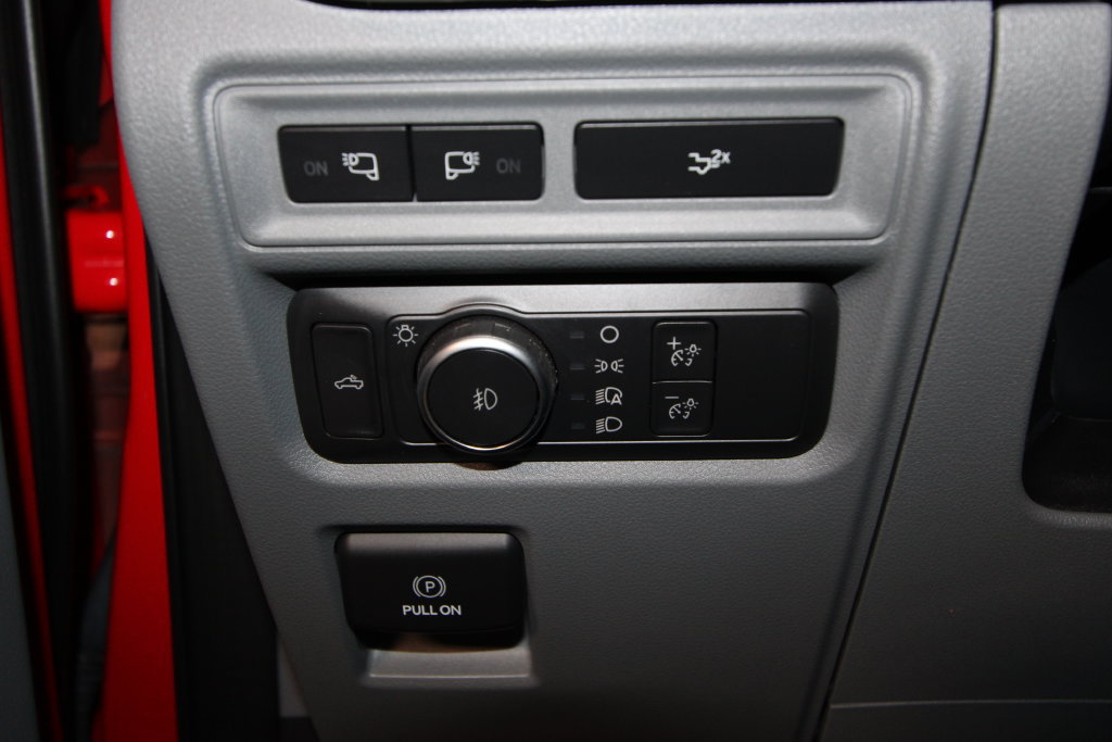Used 2022 Ford F150 XLT w/ Equipment Group 302A High AWD/4WD image 9