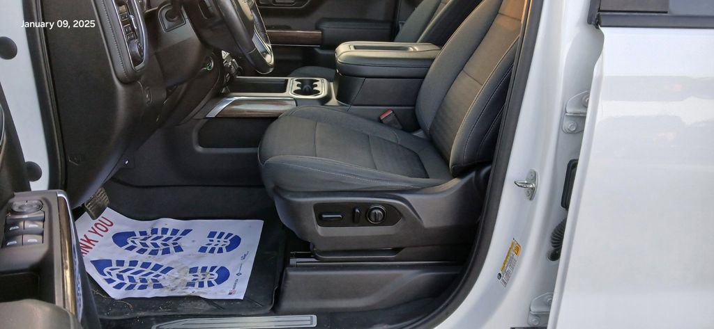 Used 2021 Chevrolet Silverado 1500 LT Trail Boss w/ Bed Protection Package image 10