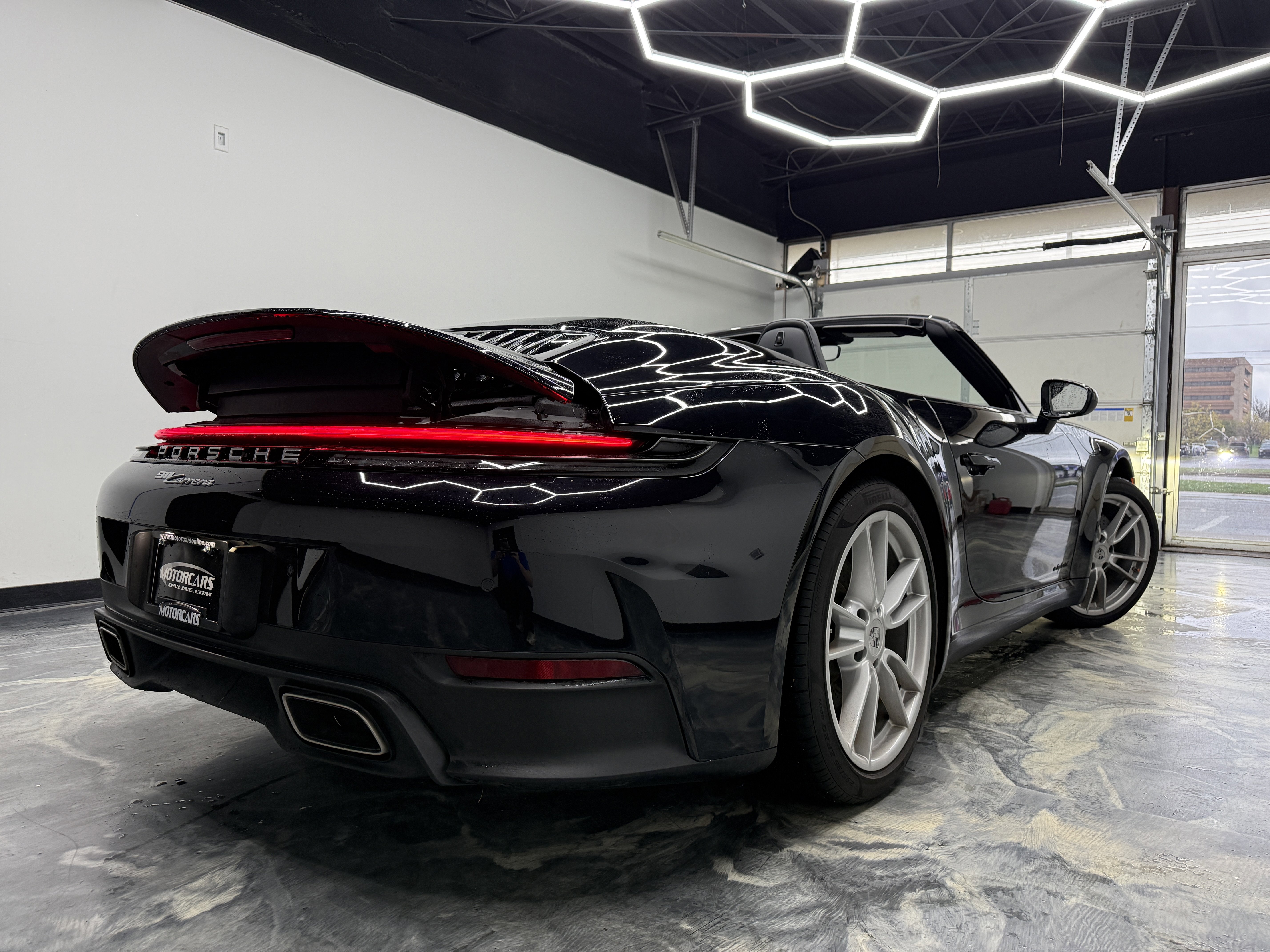 Used 2025 Porsche 911 Carrera image 7