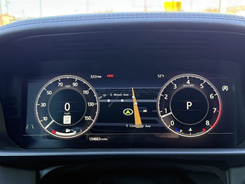 Used 2020 Land Rover Discovery HSE Luxury image 42