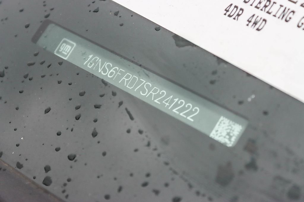 Used 2025 Chevrolet Suburban Premier image 27