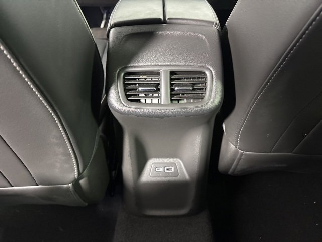 Used 2022 Buick Envision Essence w/ Technology Package I image 19