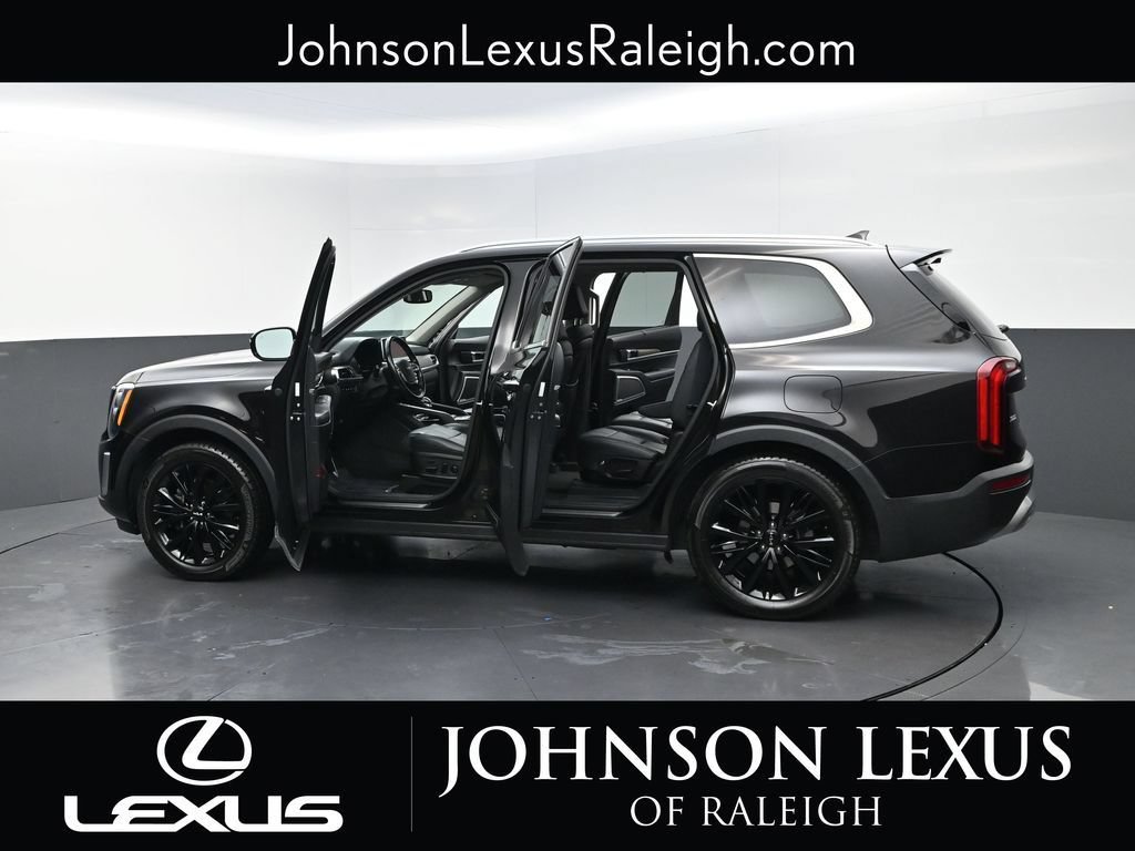 Used 2022 Kia Telluride SX w/ Towing Package FWD image 30