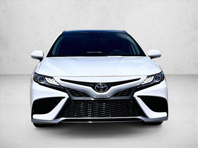 Used 2023 Toyota Camry XSE FWD image 3