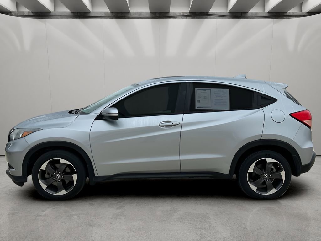 Used 2018 Honda HR-V EX image 2