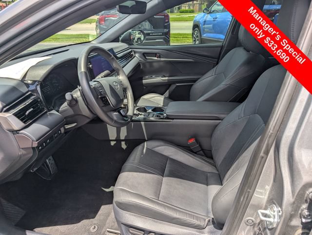 Used 2025 Toyota Camry XSE FWD image 14