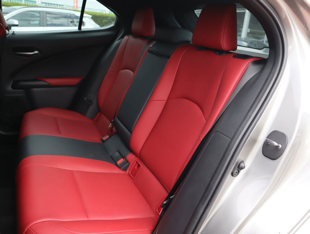Used 2022 Lexus UX 200 F Sport FWD image 29