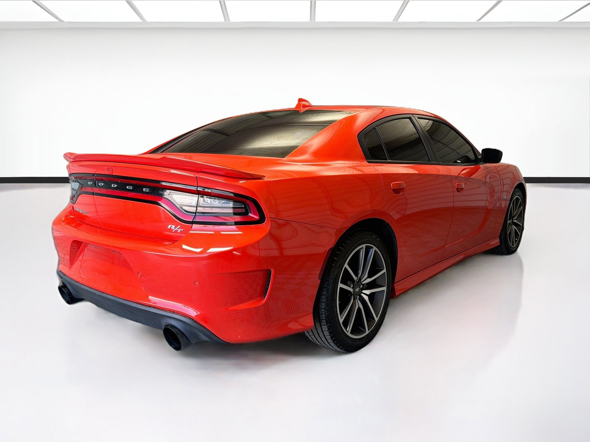 Used 2023 Dodge Charger R/T RWD image 4