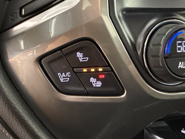 Used 2015 Chevrolet Silverado 2500 LTZ AWD/4WD image 28