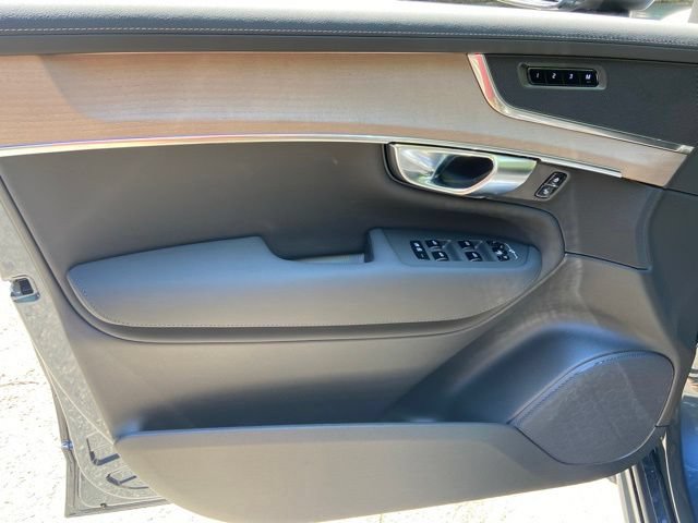 New 2026 Volvo XC90 B6 Plus AWD/4WD image 12