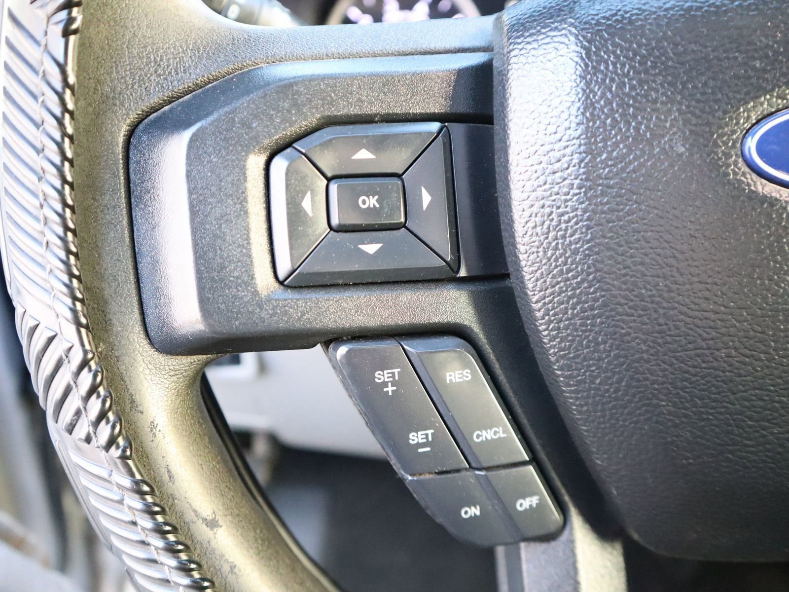 Used 2020 Ford F250 XLT image 38