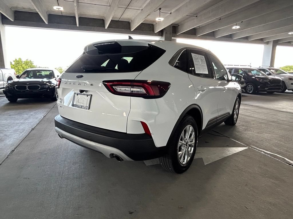 Used 2023 Ford Escape Active w/ Tech Pack #2 FWD image 5