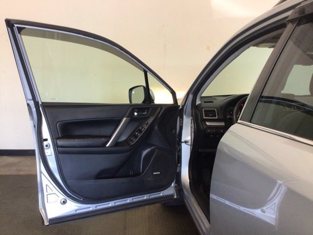 Used 2016 Subaru Forester 2.5i Limited AWD/4WD image 7