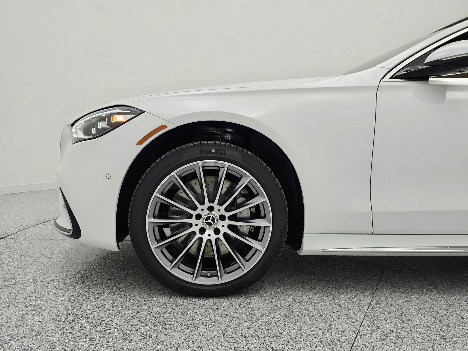 New 2026 Mercedes-Benz S 580e 4MATIC Sedan image 13