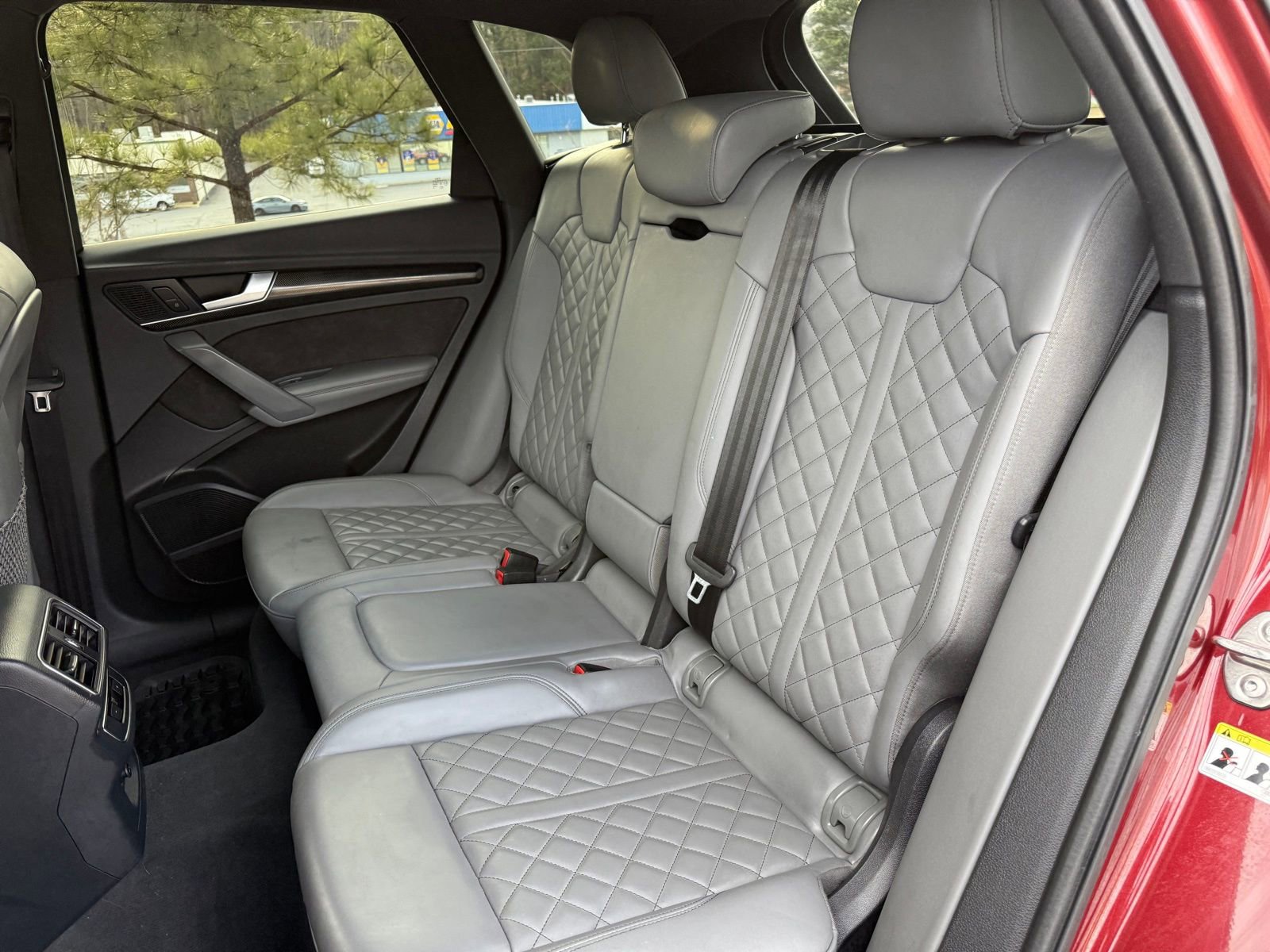Used 2018 Audi SQ5 Prestige w/ Prestige Package image 40