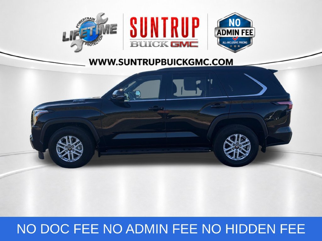 Used 2025 Toyota Sequoia SR5 AWD/4WD image 2