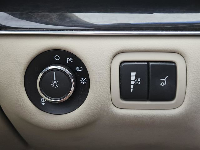 Used 2015 Lincoln MKT AWD w/ Equipment Group 201A image 21