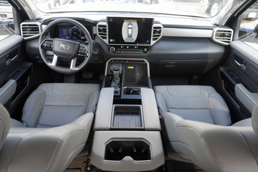 Used 2024 Toyota Tundra Limited image 19