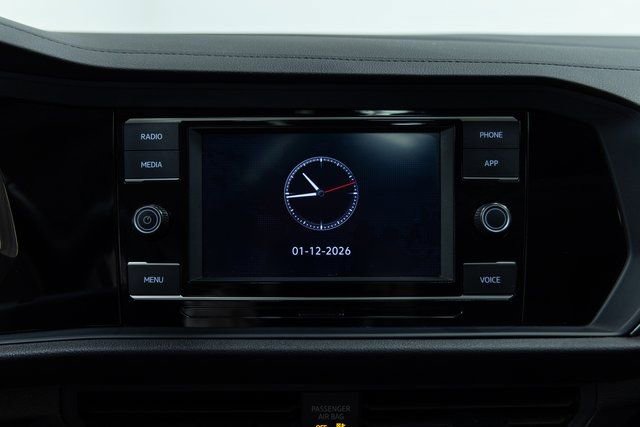 Used 2024 Volkswagen Jetta SE image 17