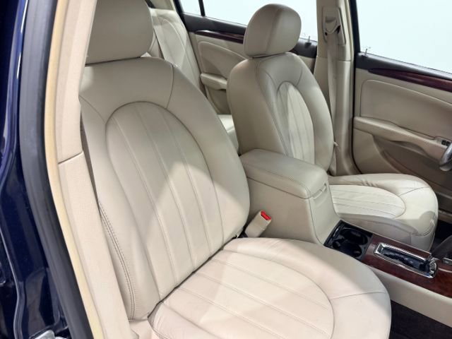 Used 2007 Buick Lucerne CXL w/ Entertainment Package FWD image 27