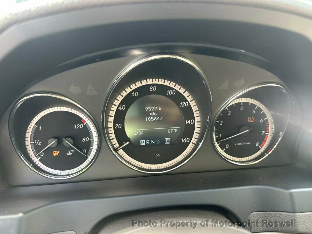 Used 2011 Mercedes-Benz C 300 Sedan image 17